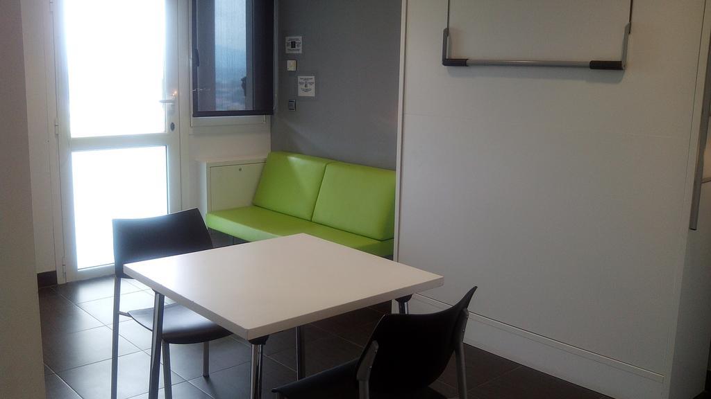 Albergue/Auberge Ulia Youth Hostel ซานเซบาสเตียน ห้อง รูปภาพ